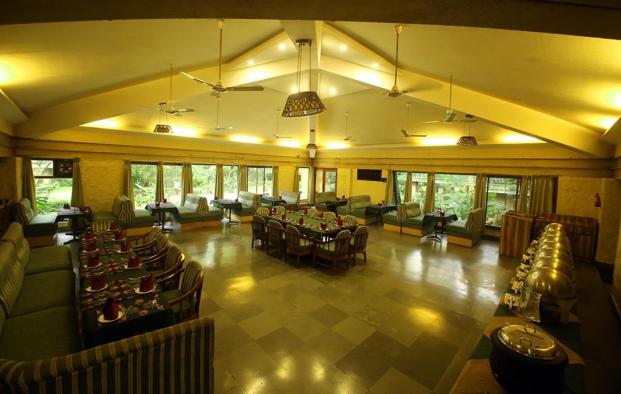 Mpt White Tiger Forest Lodge Tāla Extérieur photo