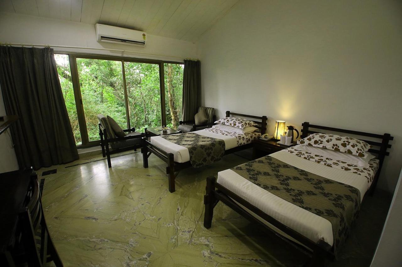 Mpt White Tiger Forest Lodge Tāla Extérieur photo