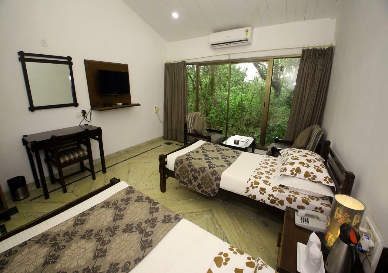 Mpt White Tiger Forest Lodge Tāla Extérieur photo
