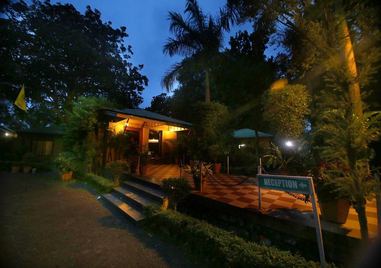 Mpt White Tiger Forest Lodge Tāla Extérieur photo