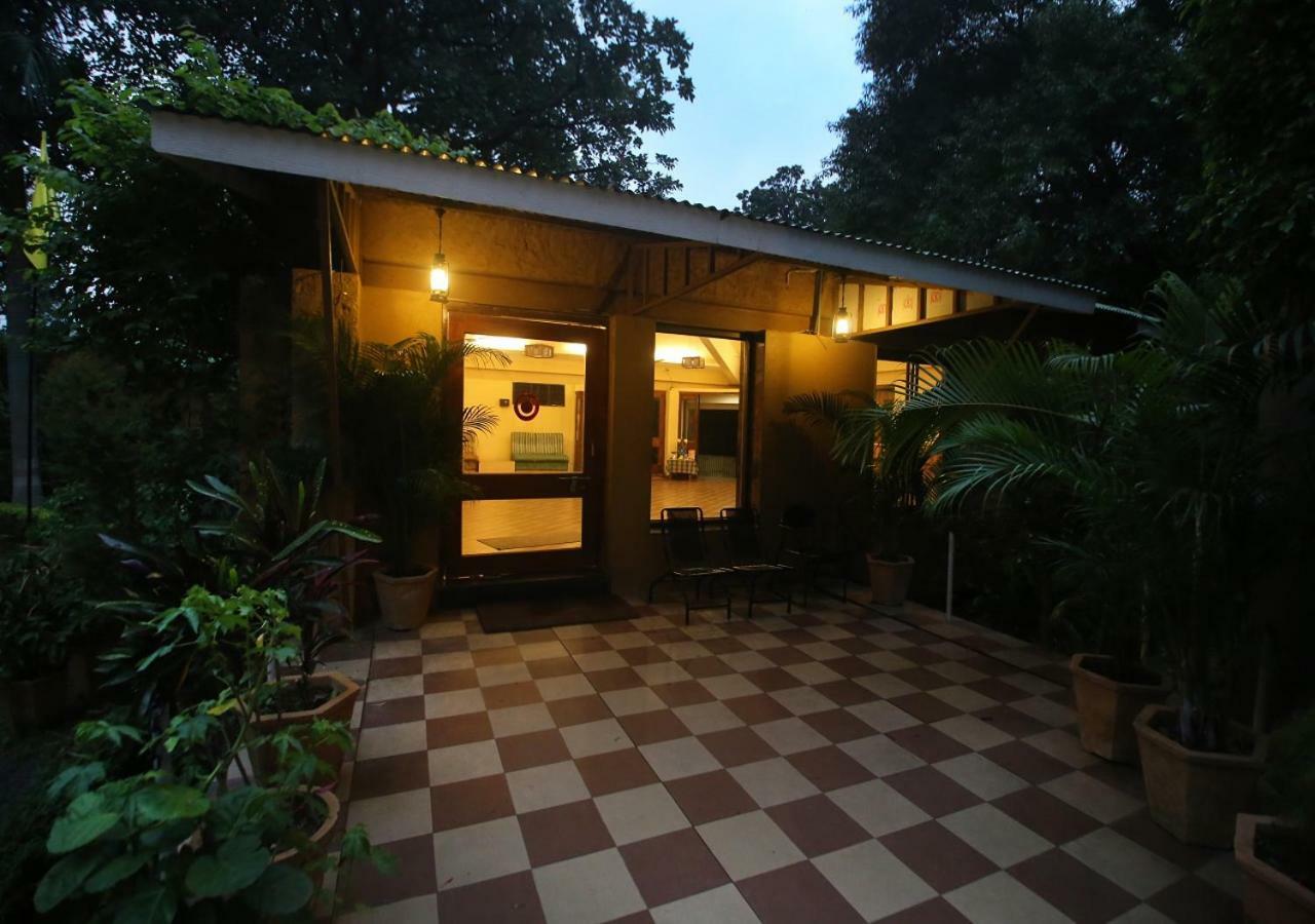Mpt White Tiger Forest Lodge Tāla Extérieur photo